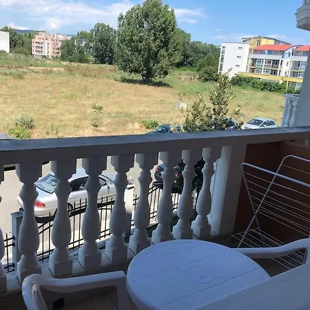 Sea Diamond Apartment